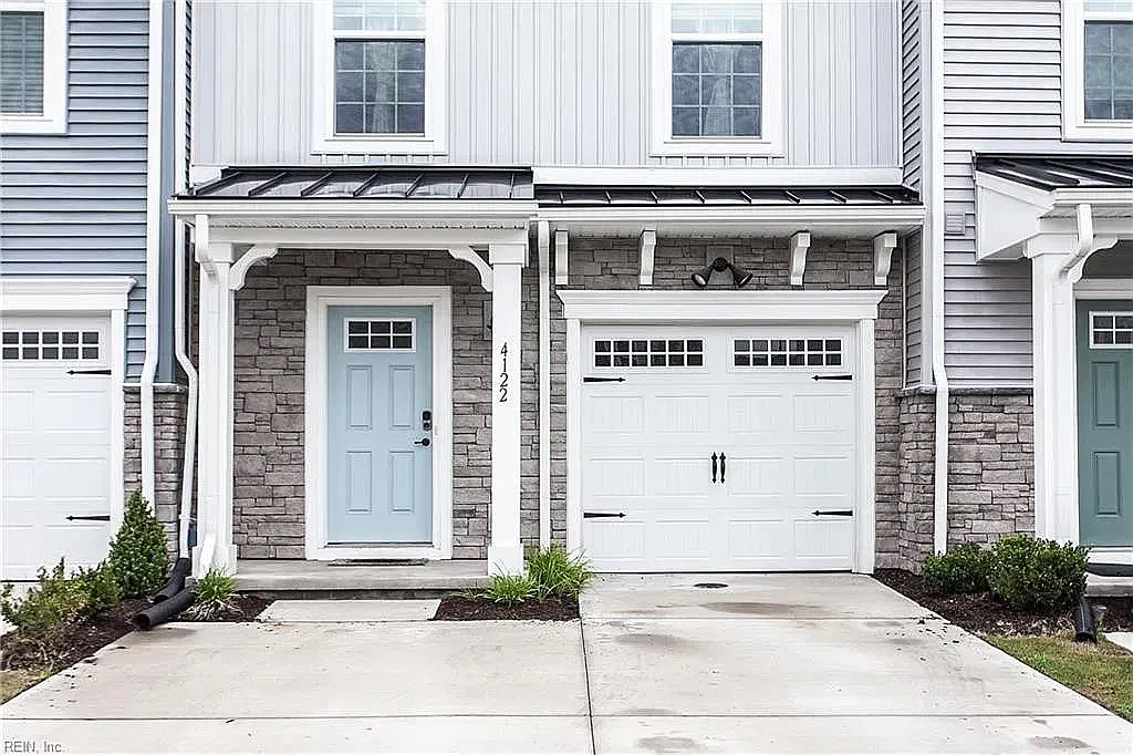 3 bed, 1916 sqft, $2,595 — Photo 1