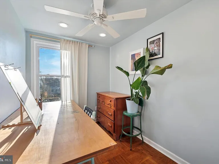 4572 Manayunk Ave — Photo 16