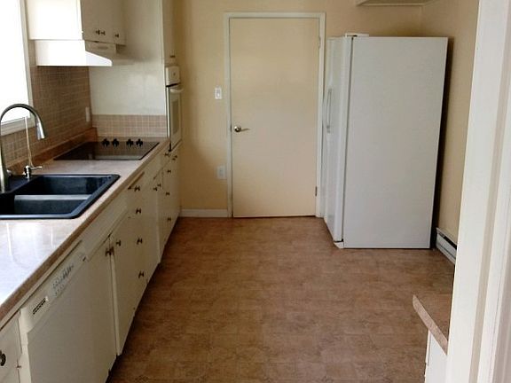 4th image of 2417 Aberdeen Ave