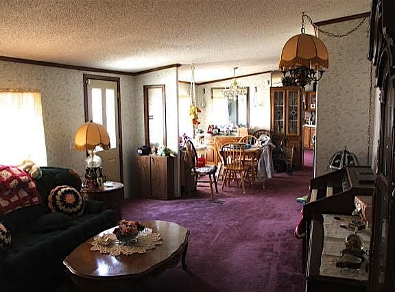 4th image of 223 Crestwood Dr