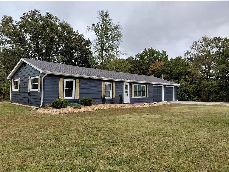 9651 E Lake San Lynn Rd — Photo 1