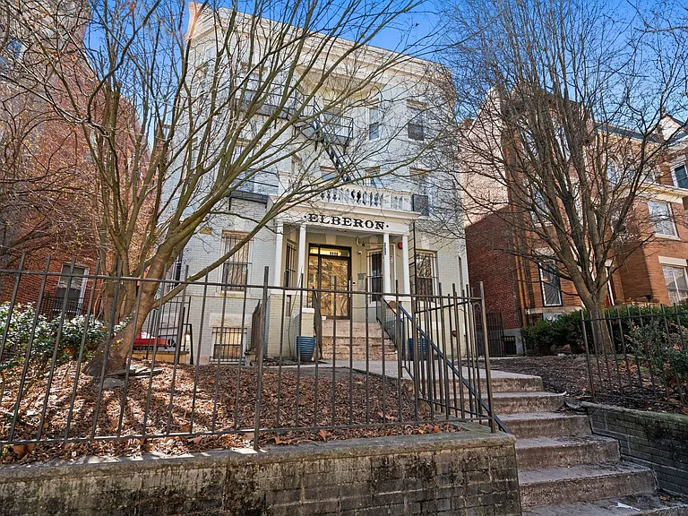 1110 Columbia Rd NW — Photo 3