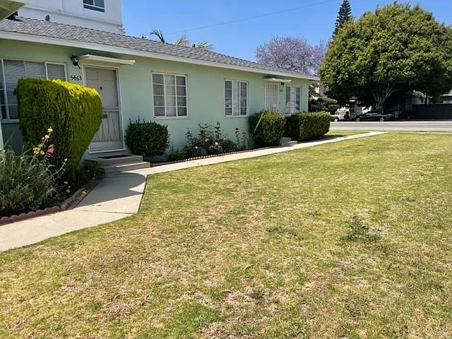 5465 Inglewood Blvd #5465