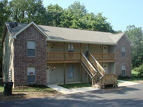2nd image of 105 Parkshores Rd