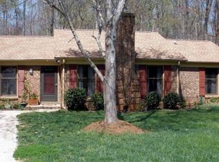 929 Foxborough Rd, Charlotte, NC 28213