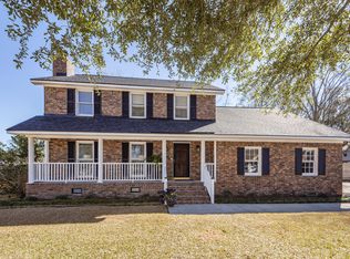 215 Botany Bay Ct, North Charleston, SC 29418