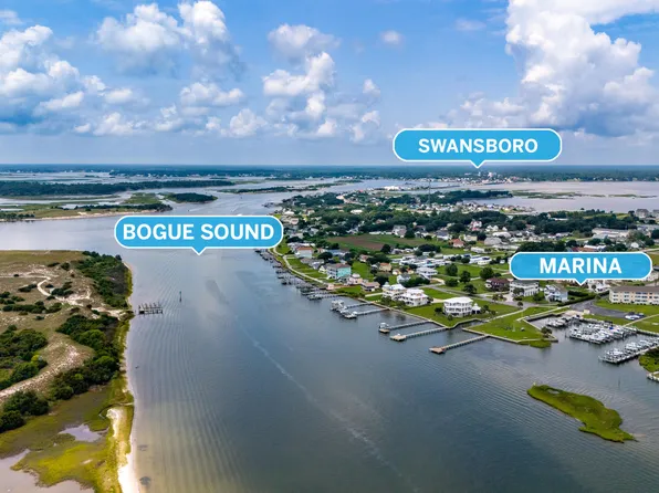 650 Cedar Point Boulevard #B11, Cedar Point, NC 28584