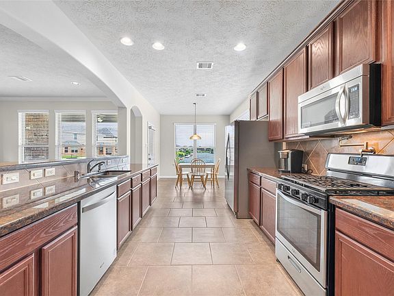 4th image of 3947 Catania Bay Ct