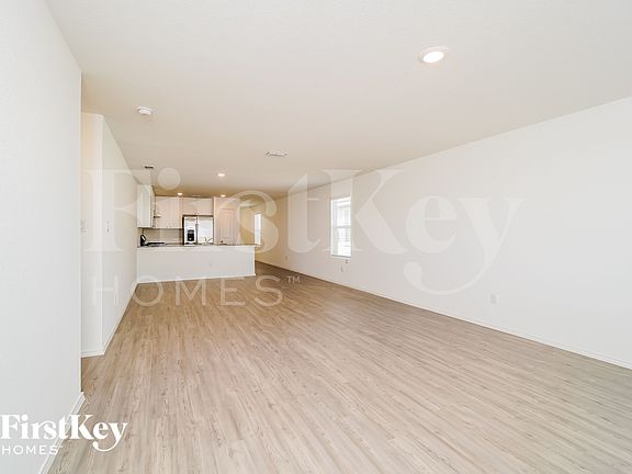 5th image of 1310 Kiskadee Way