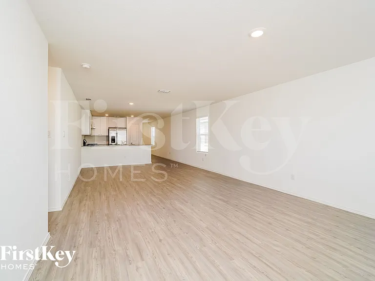 1310 Kiskadee Way — Photo 5