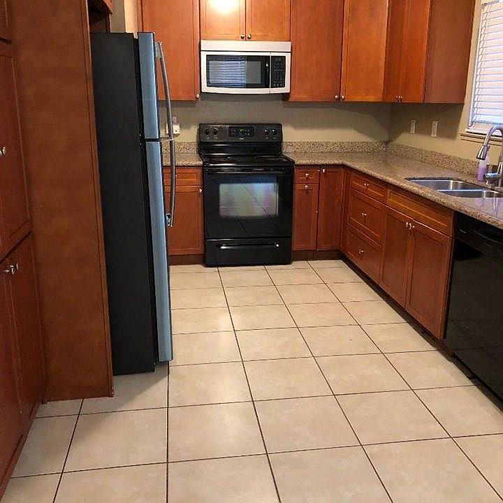1st image of 2217 L St