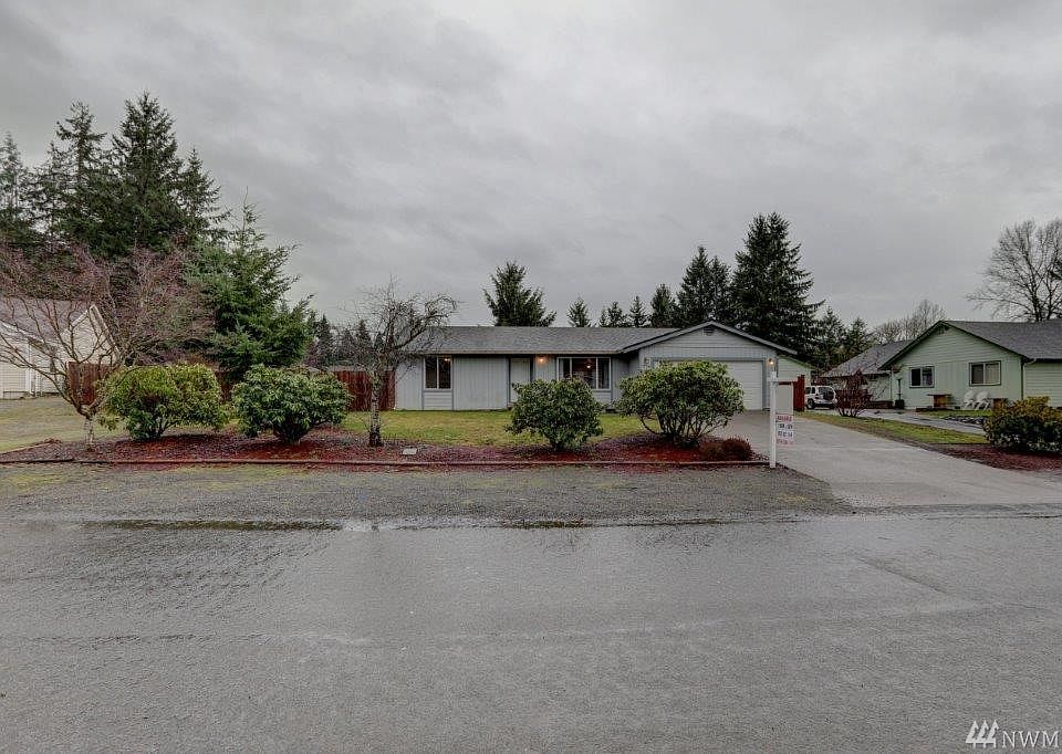 Update rambler with 3 BD 2 BA 2 car garage on quiet cul de sac with huge fenced flat back yard with gate to bring in RV.