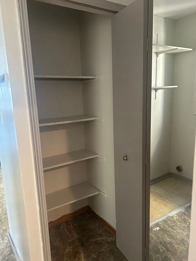 Charming 3BR Duplex in Chicago — Photo 3