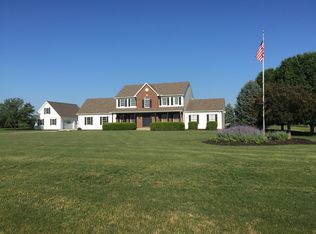 4645 Meadowgrove Dr NW, Carroll, OH 43112