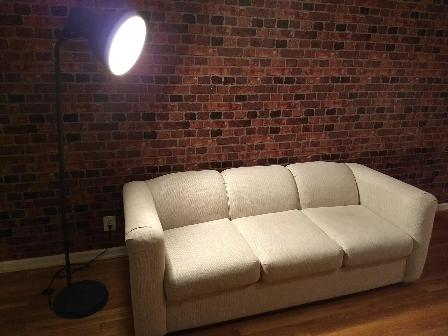 3 bed, 1915 sqft, $2,600 — Photo 3