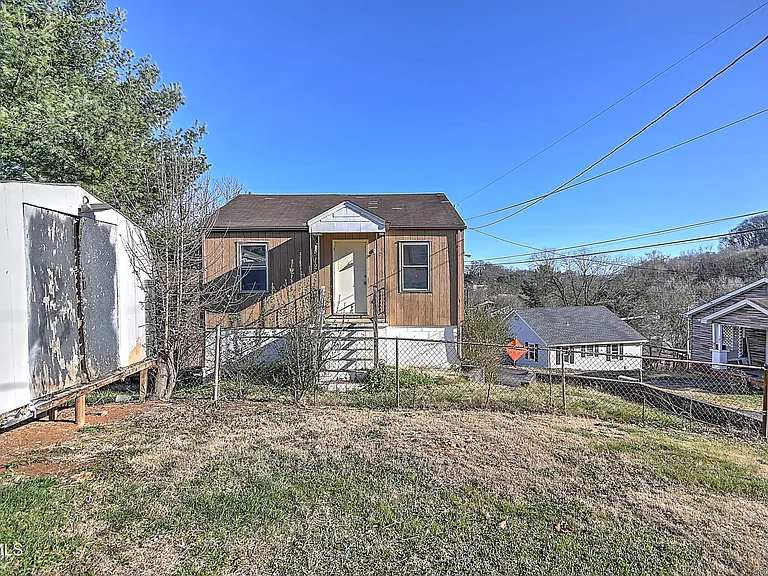 488 Virgil Ave — Photo 30