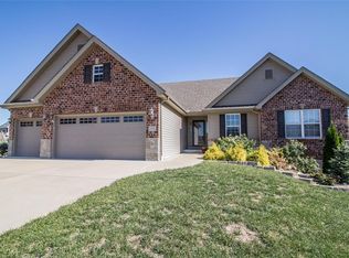 110 Chablis Ct, Pevely, MO