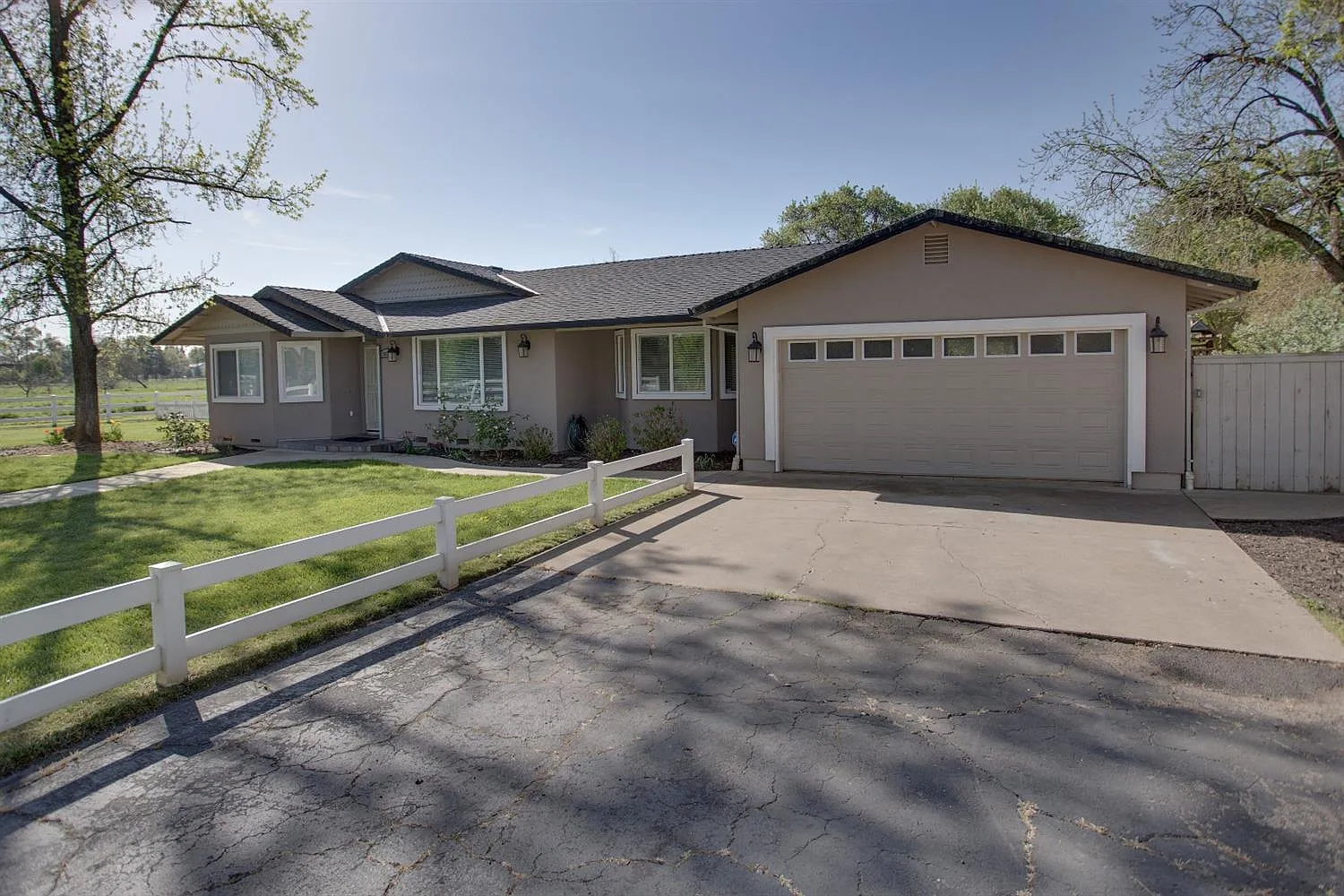 10170 Justamere Ln photo 1
