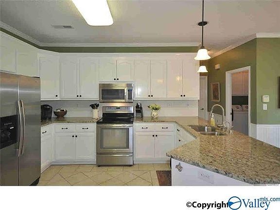 4th image of 2336 Villaret Dr SW