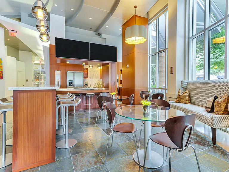 Resident culinary entertainment kitchen
