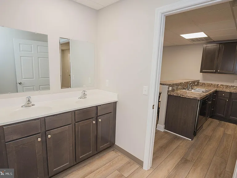 123 Bateman St #3-C — Photo 39