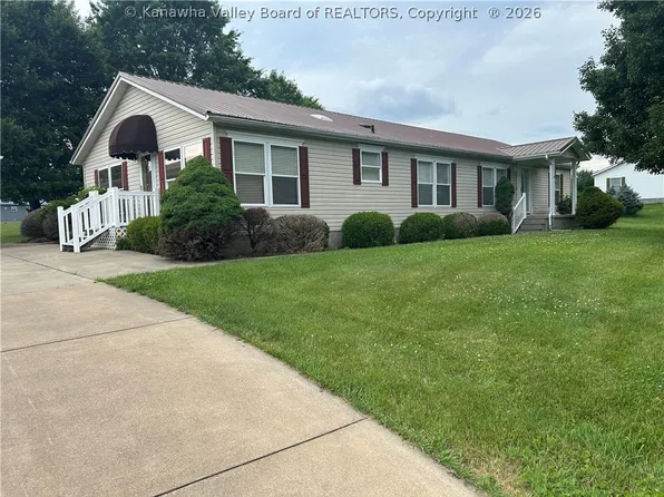 233 Sunset Ln, Point Pleasant, WV 25550