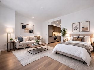 Skyline Tower, Long Island City, NY 11101