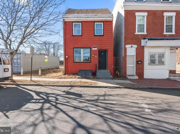 441 S 5th St, Camden, NJ 08103