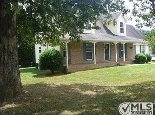409 Hobbs Dr, White House, TN 37188