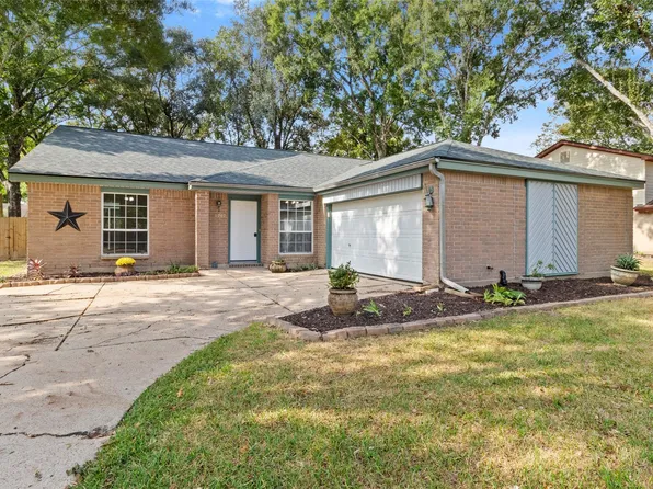 1207 Yorkshire Dr, Friendswood, TX 77546