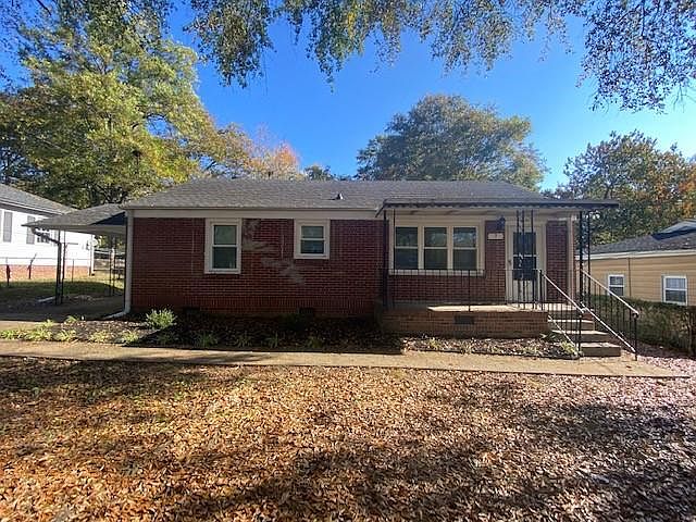 1st image of 7 Rocky Knoll Dr