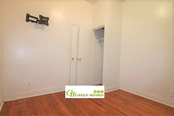 Rented by Green Home NY Realty LLC | media 6