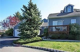 1st image of 41 Knutsen Dr