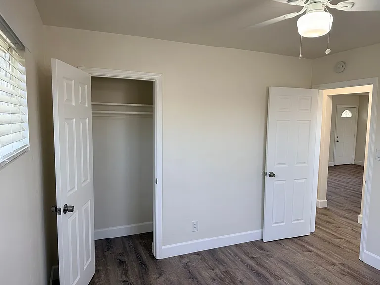 5273 Wightman St — Photo 13