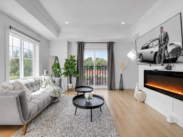 9211 McKim Way #31, Richmond, BC V6X 4A5