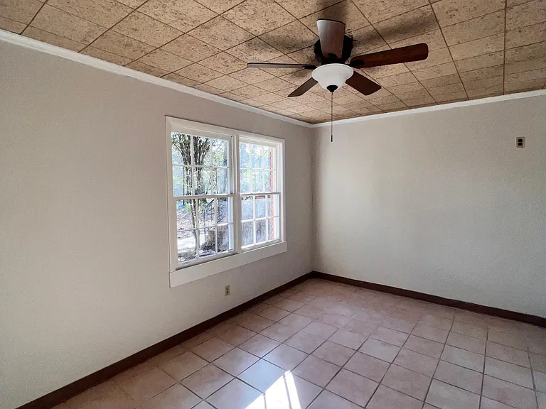 635 Heathmoor Pl — Photo 11