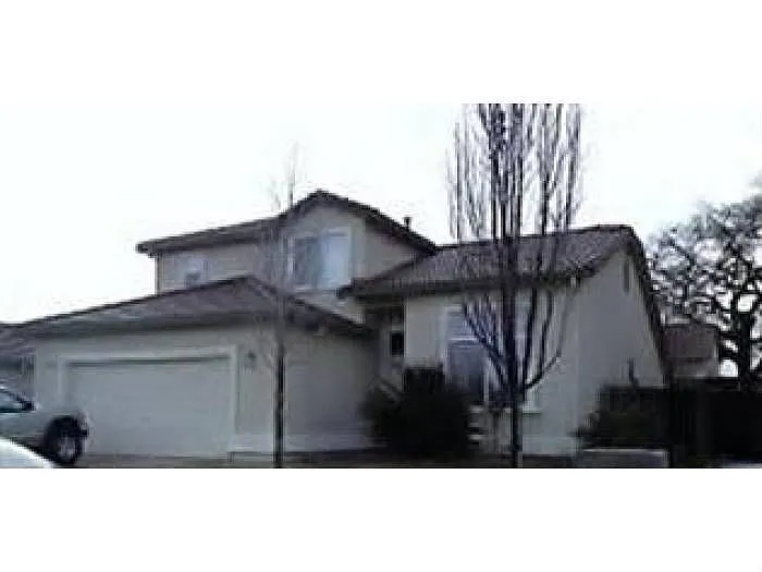 8221 Lewis Ave photo 1