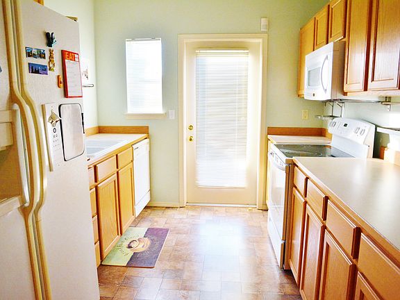 4th image of 2309 Milton Way #J 310