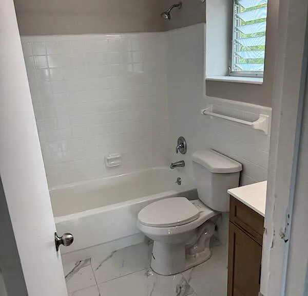 2285 NE 172nd St — Photo 9