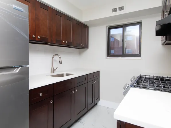 6922 N Broad St #202, Philadelphia, PA 19126