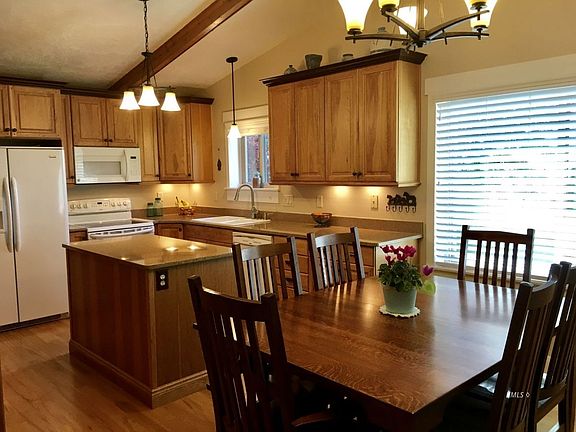 4th image of 105 W Kanab Creek Dr