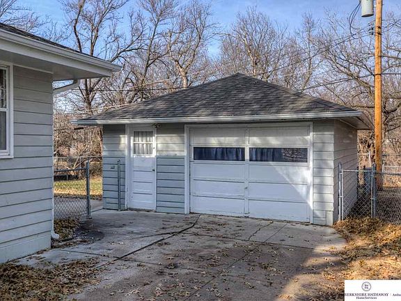 4th image of 7718 Richmond Dr