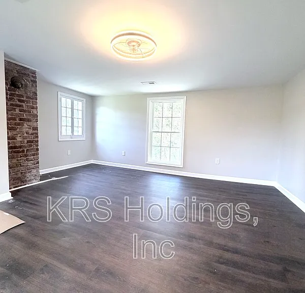 2370 Proffit Rd — Photo 4