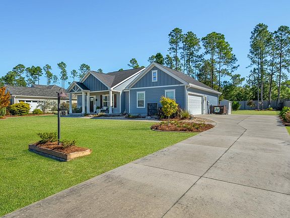 4th image of 43 Conifer Ct