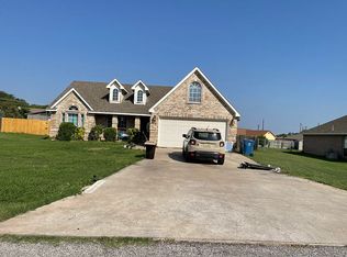 4040 Dakota Trl, Granbury, TX 76048
