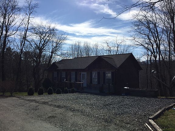5th image of 906 Hillcrest Ave