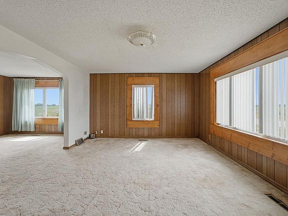 5th image of 2635 255th St
