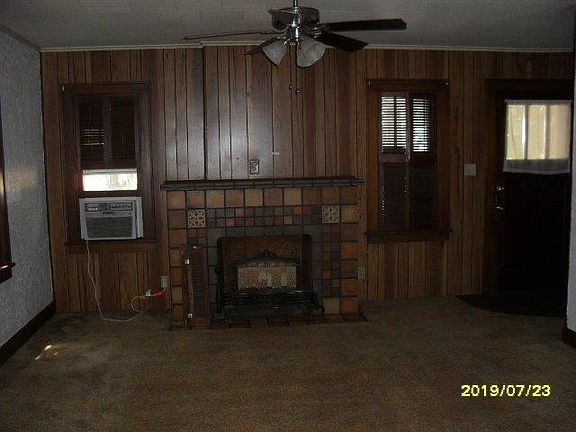 3rd image of 722 S B St