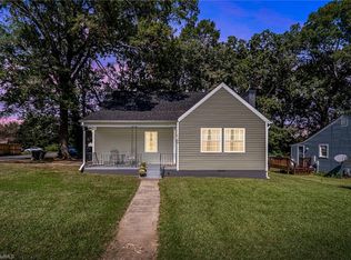 1120 Elwood St, Burlington, NC 27217