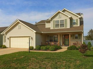 3910 Pebblebrook Ln, Champaign, IL 61822